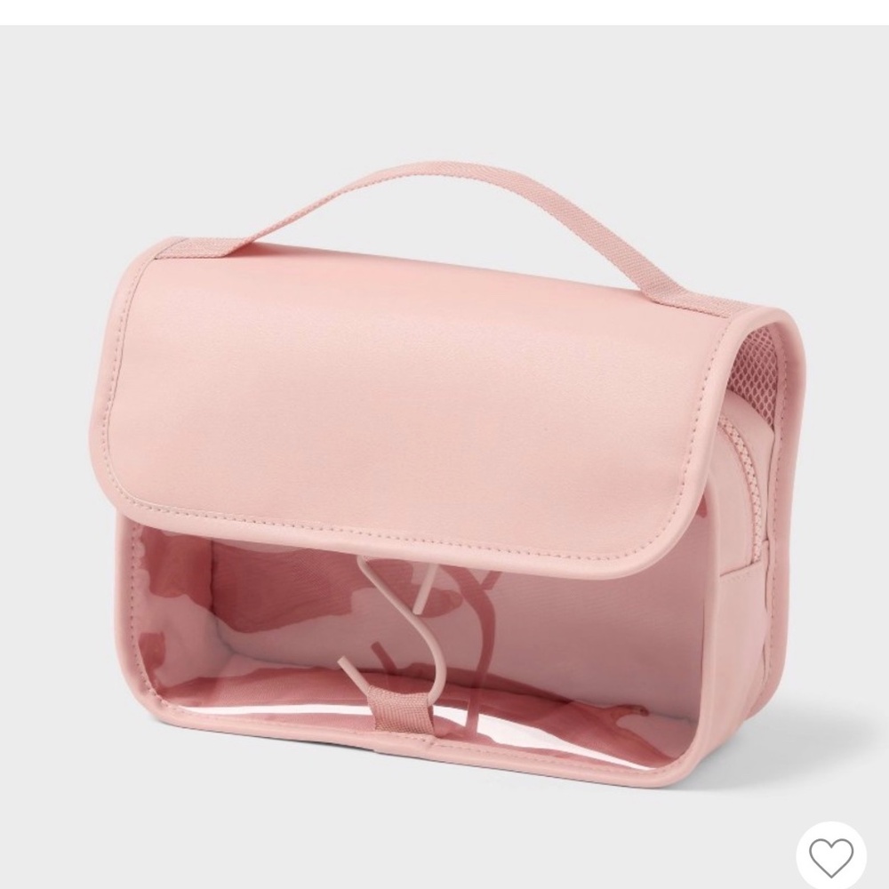 Hanging travel organizer